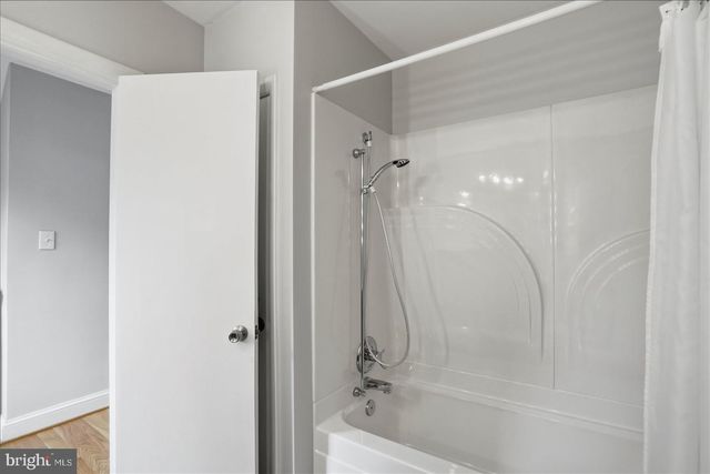 24 NORMAL TER, Baltimore, MD 21286