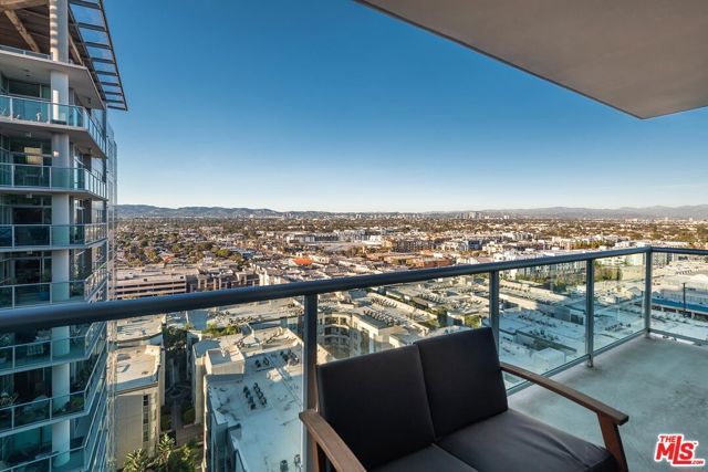 13650 Marina Pointe Drive 1706, Marina Del Rey, CA 90292