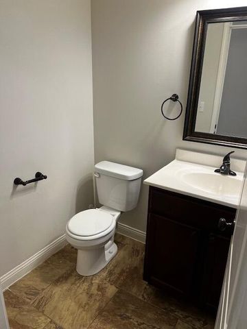 104 CHAIRMAN DR, Columbia, MO 65203