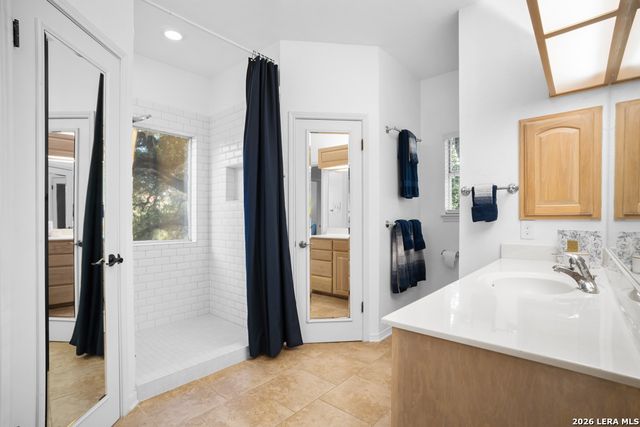 6827 Lendell St, San Antonio, TX 78249