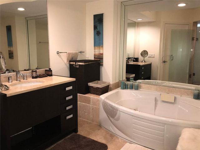 18201 Collins Avenue 5104, Sunny Isles Beach, FL 33160