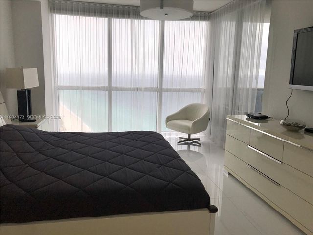18201 Collins Avenue 5104, Sunny Isles Beach, FL 33160