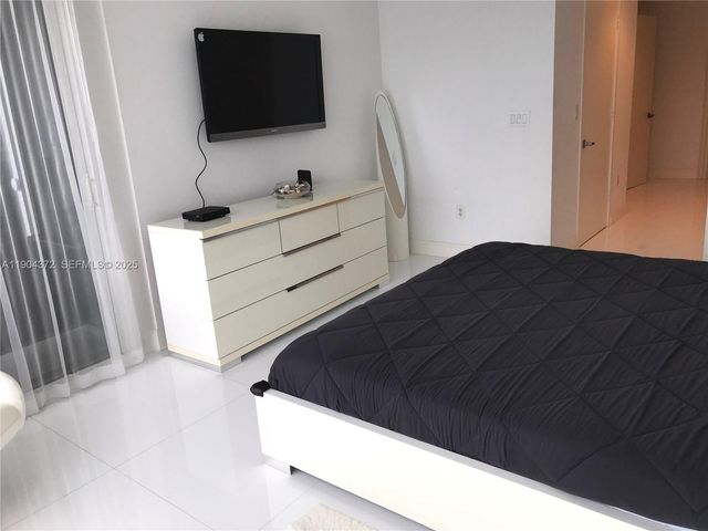 18201 Collins Avenue 5104, Sunny Isles Beach, FL 33160