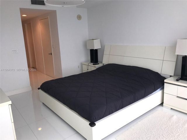 18201 Collins Avenue 5104, Sunny Isles Beach, FL 33160