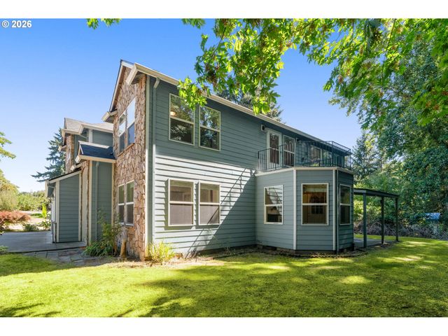 534 Ne SOUTH SHORE Rd, Portland, OR 97211