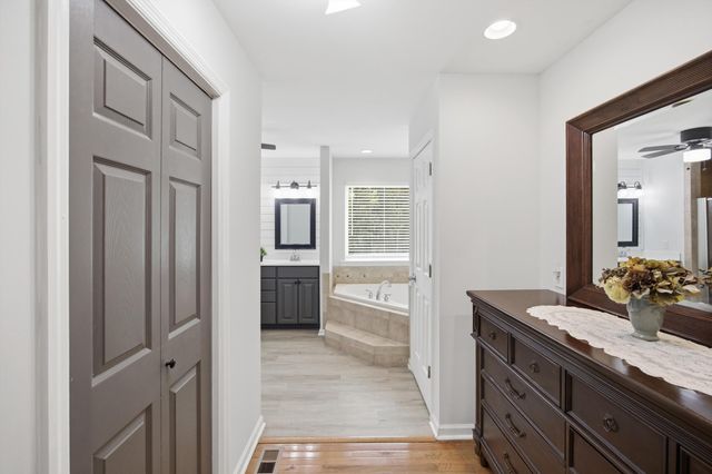 966 Shirley Ann Trail, Hixson, TN 37343