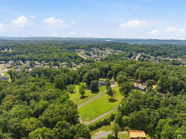 966 Shirley Ann Trail, Hixson, TN 37343