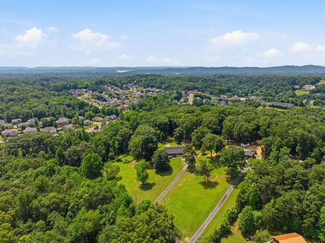966 Shirley Ann Trail, Hixson, TN 37343