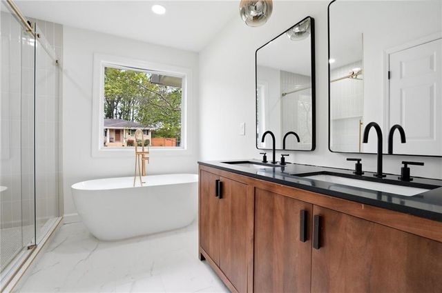 3731 Wisteria Lane SE, Smyrna, GA 30082