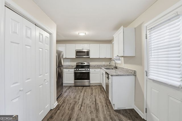815 Bonneville Terrace NW, Atlanta, GA 30331