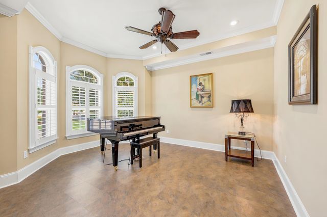 2566 Lake Vista Dr., Little River, SC 29566