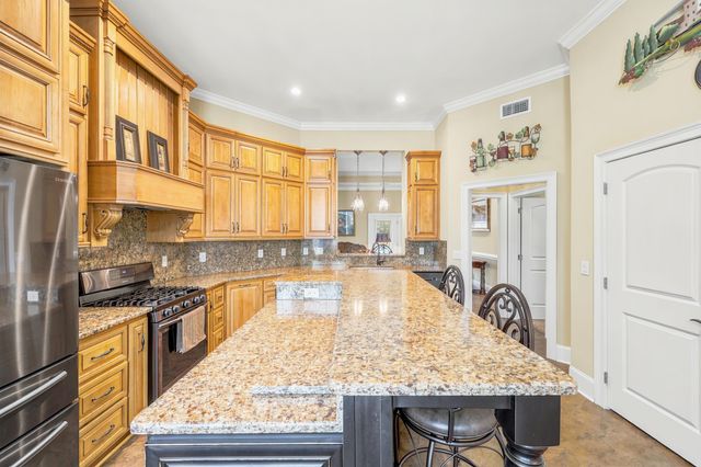 2566 Lake Vista Dr., Little River, SC 29566
