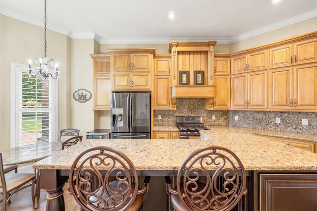 2566 Lake Vista Dr., Little River, SC 29566