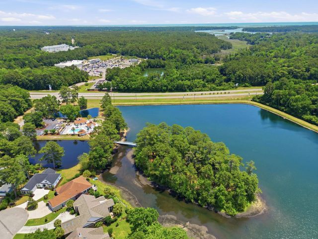 2566 Lake Vista Dr., Little River, SC 29566
