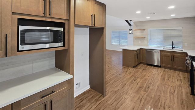 2331 Planters Street, Sugar Land, TX 77479