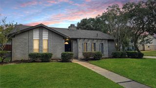 2331 Planters Street, Sugar Land, TX 77479