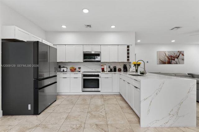 1033 NE 35th Ave, Homestead, FL 33033