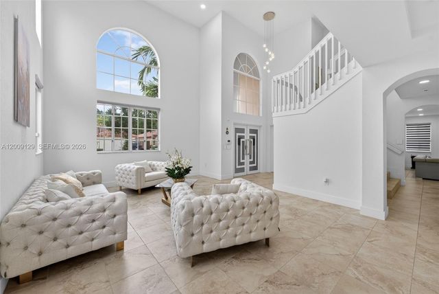 1033 NE 35th Ave, Homestead, FL 33033