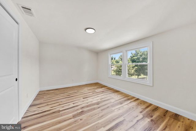 39 TWILIGHT LN, Willingboro, NJ 08046