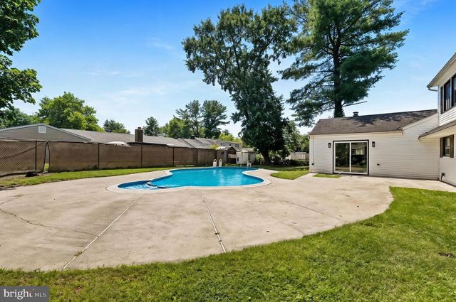 39 TWILIGHT LN, Willingboro, NJ 08046