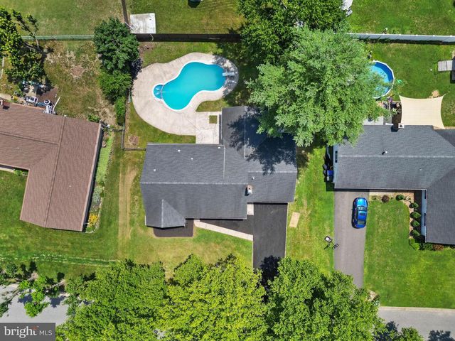 39 TWILIGHT LN, Willingboro, NJ 08046