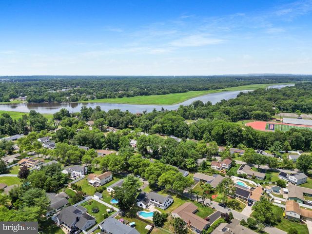 39 TWILIGHT LN, Willingboro, NJ 08046
