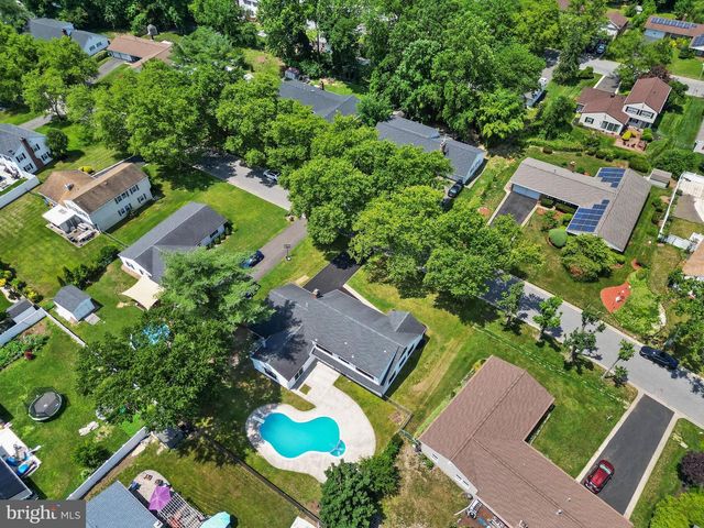 39 TWILIGHT LN, Willingboro, NJ 08046