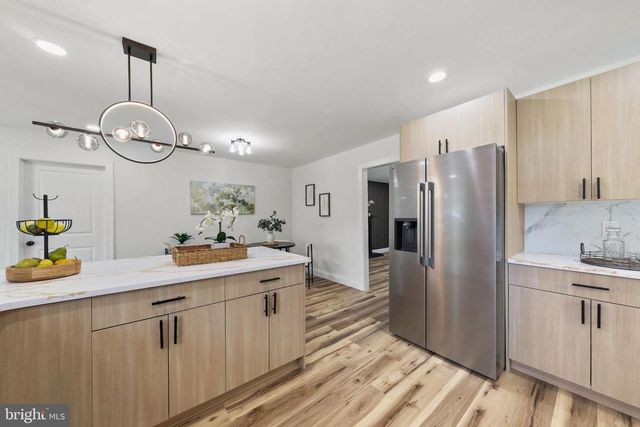 39 TWILIGHT LN, Willingboro, NJ 08046