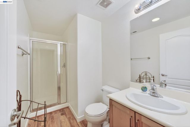 655 Veranda Cir, Hayward, CA 94541