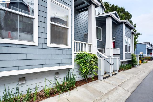 655 Veranda Cir, Hayward, CA 94541