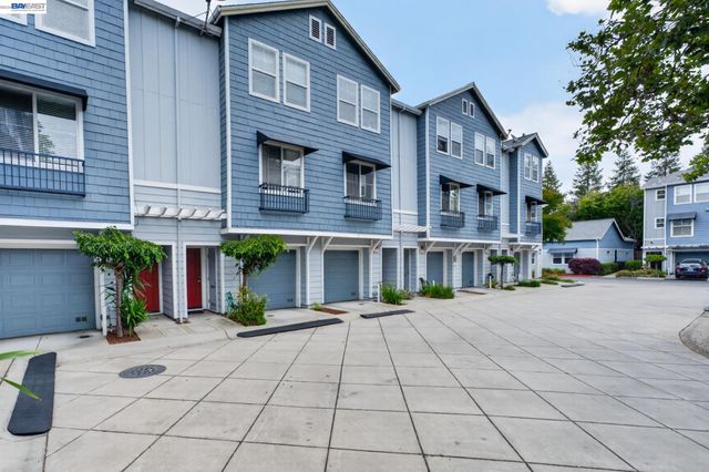 655 Veranda Cir, Hayward, CA 94541