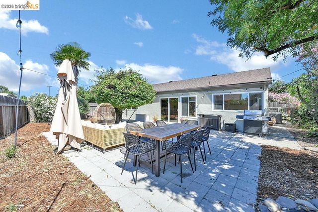 1100 Ames Ct, Antioch, CA 94509