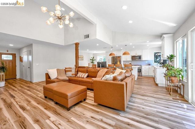 1100 Ames Ct, Antioch, CA 94509