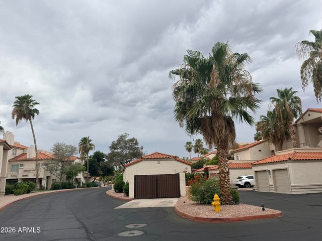 10080 E Mountainview Lake Drive 215, Scottsdale, AZ 85258