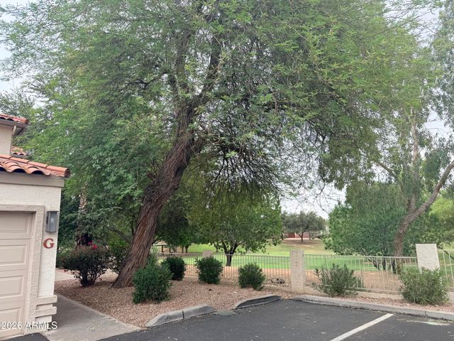 10080 E Mountainview Lake Drive 215, Scottsdale, AZ 85258