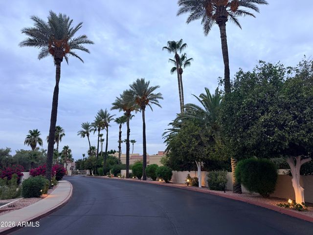 10080 E Mountainview Lake Drive 215, Scottsdale, AZ 85258