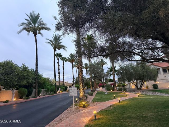 10080 E Mountainview Lake Drive 215, Scottsdale, AZ 85258