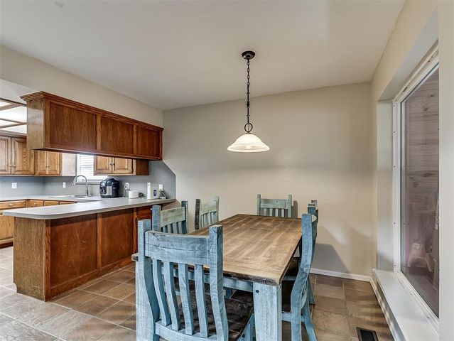 1914 Bowling Green Place, Norman, OK 73071