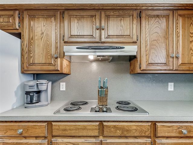 1914 Bowling Green Place, Norman, OK 73071