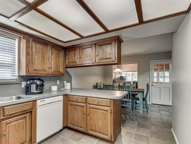 1914 Bowling Green Place, Norman, OK 73071