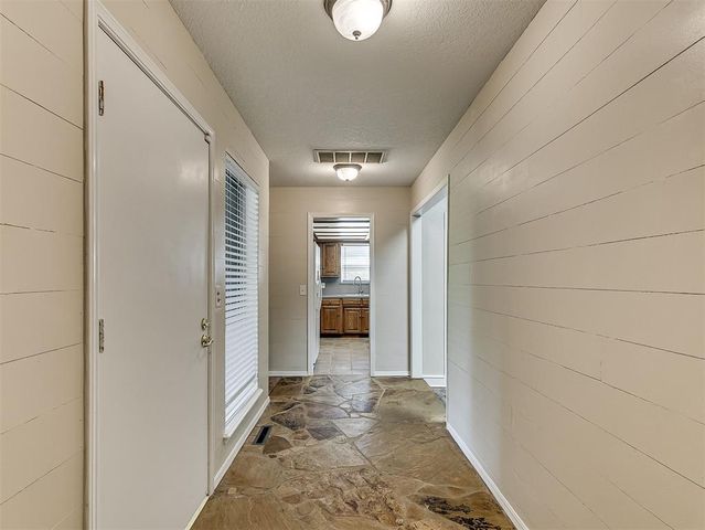 1914 Bowling Green Place, Norman, OK 73071