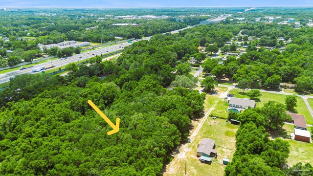 7660 Lawton St, Pensacola, FL 32514