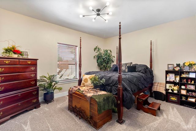 667 Sunfire Drive, Twin Falls, ID 83301