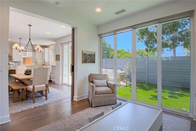337 Anderson Lane, Costa Mesa, CA 92627