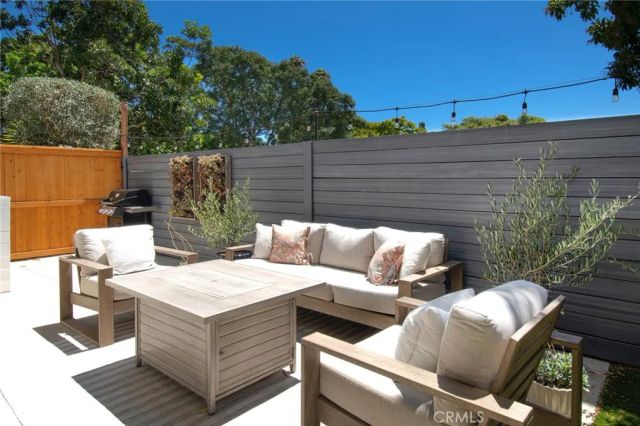 337 Anderson Lane, Costa Mesa, CA 92627