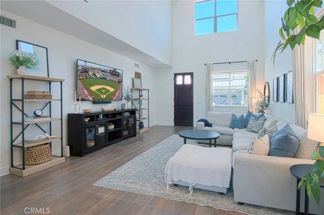 337 Anderson Lane, Costa Mesa, CA 92627