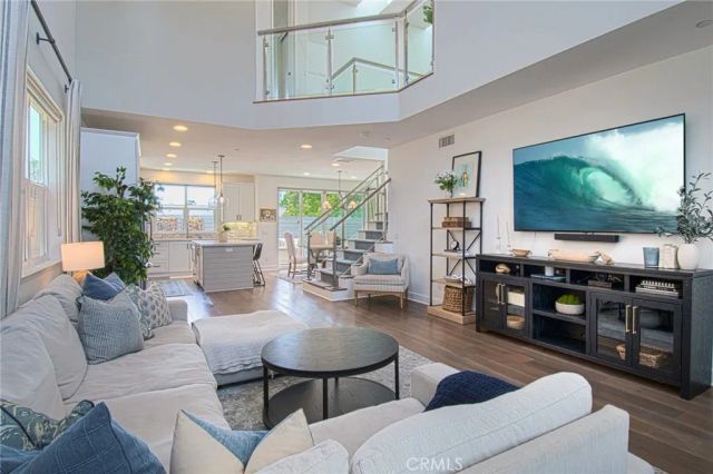 337 Anderson Lane, Costa Mesa, CA 92627