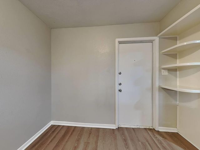 743 S Iowa Avenue, League City, TX 77573