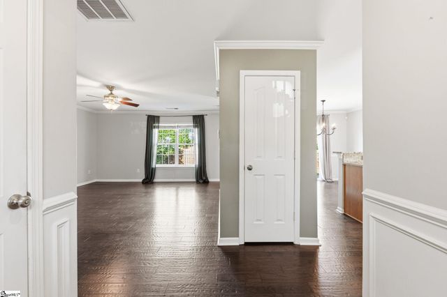 7 Hollow Tree Way, Greenville, SC 29615
