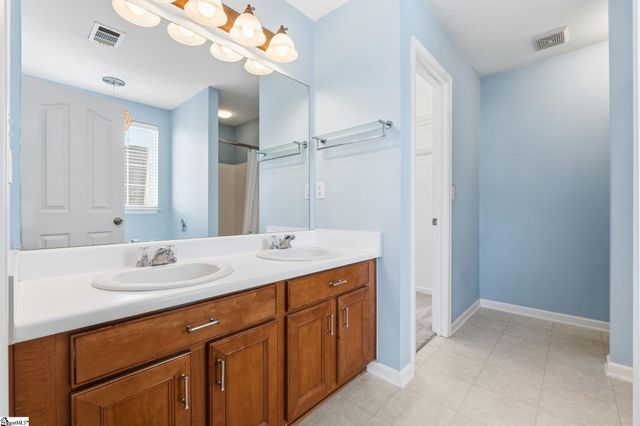 7 Hollow Tree Way, Greenville, SC 29615